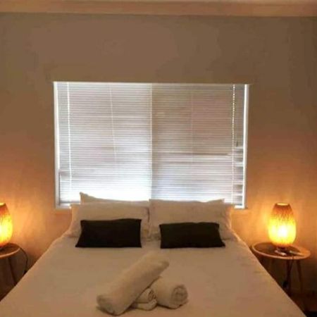 Acacia Holiday Or Business Stay - Quiet Location Perth Ngoại thất bức ảnh